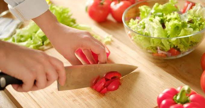 DOES NOT PRESENT ANY SYMPTOMS FOR HIGH CHOLESTEROL, SO HOW YOU FIND?