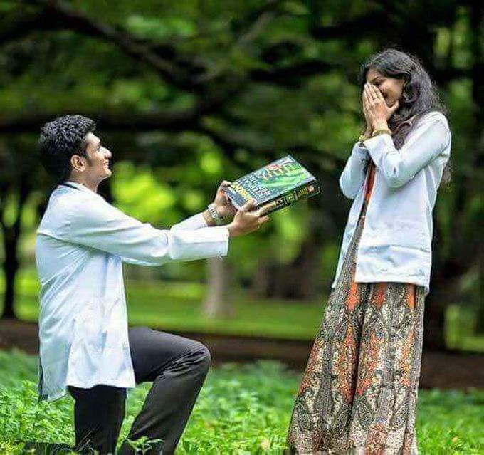This is how a medical student propose 😍