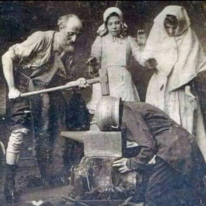This picture took in 1895 for a psychiatrist that makes a therapy for  patient , I’ve  one question that it’s wondering me what is his disease / disorder/anxiety really that’s weird😂🙃