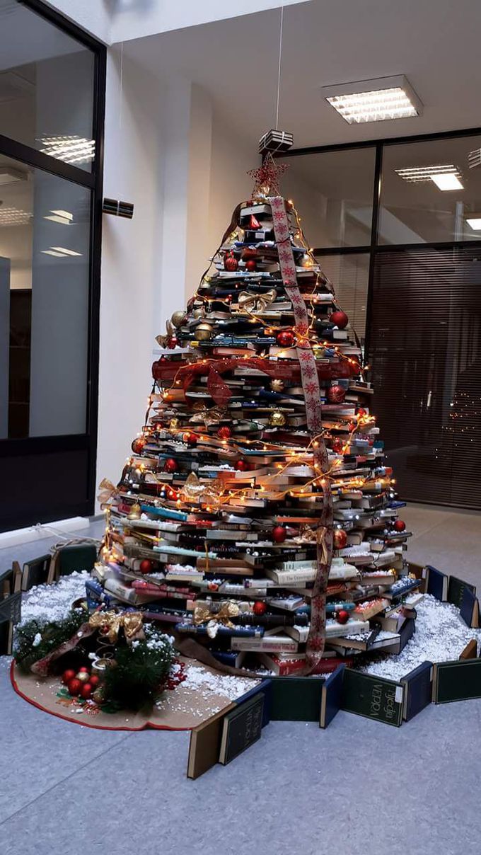 This is in my city library😍