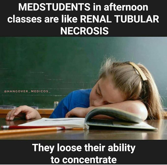 Medstudent in afternoon class