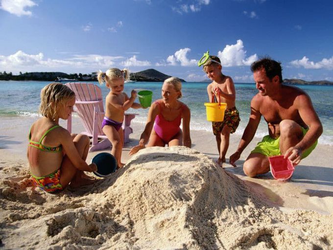 A Childhood Full of Happy Memories Might Benefit Your Health Today