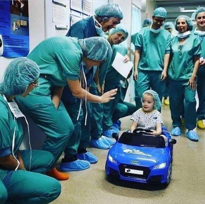 This is how this cutest little girl goes to operation theater😍