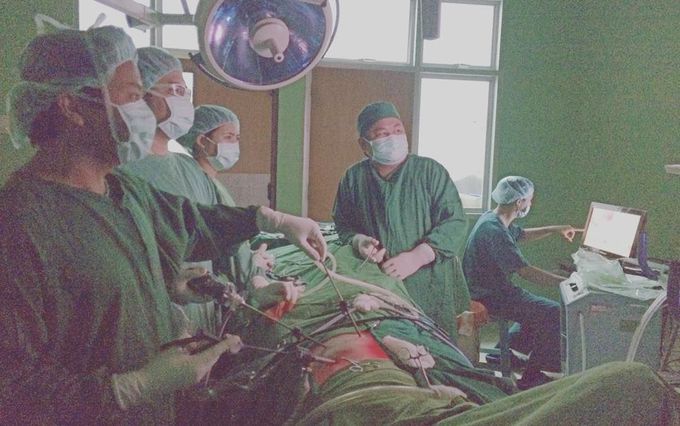Laparoscopic surgery 