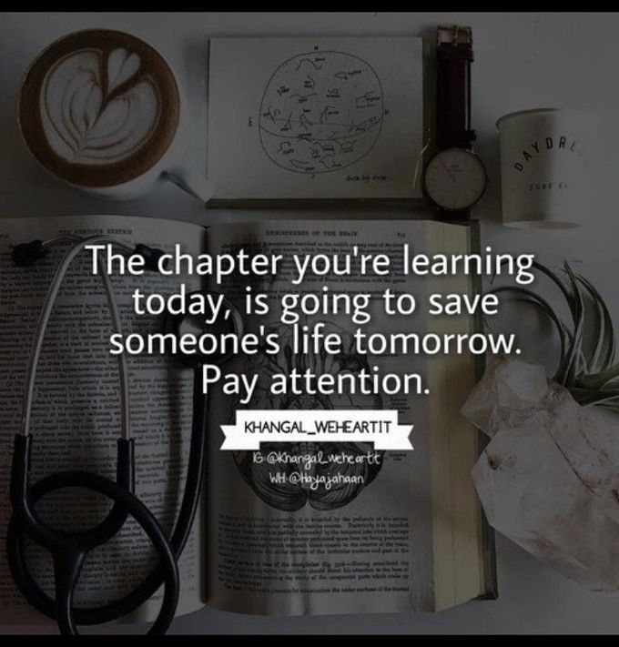 Pay attention ,dear student 💙